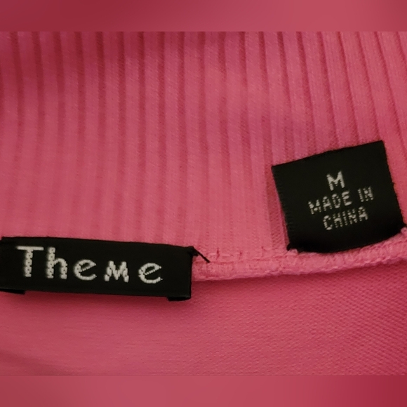 Ladies hot pink jacket - Picture 2 of 2